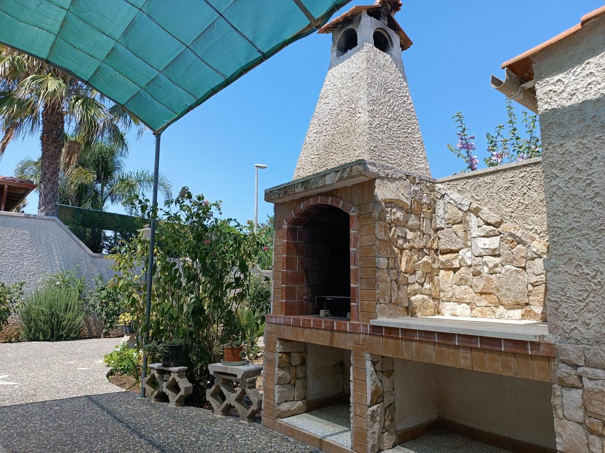 Il Giardino Di Sofia Charm And Comfort Apartment Torre dell'Orso Exterior foto